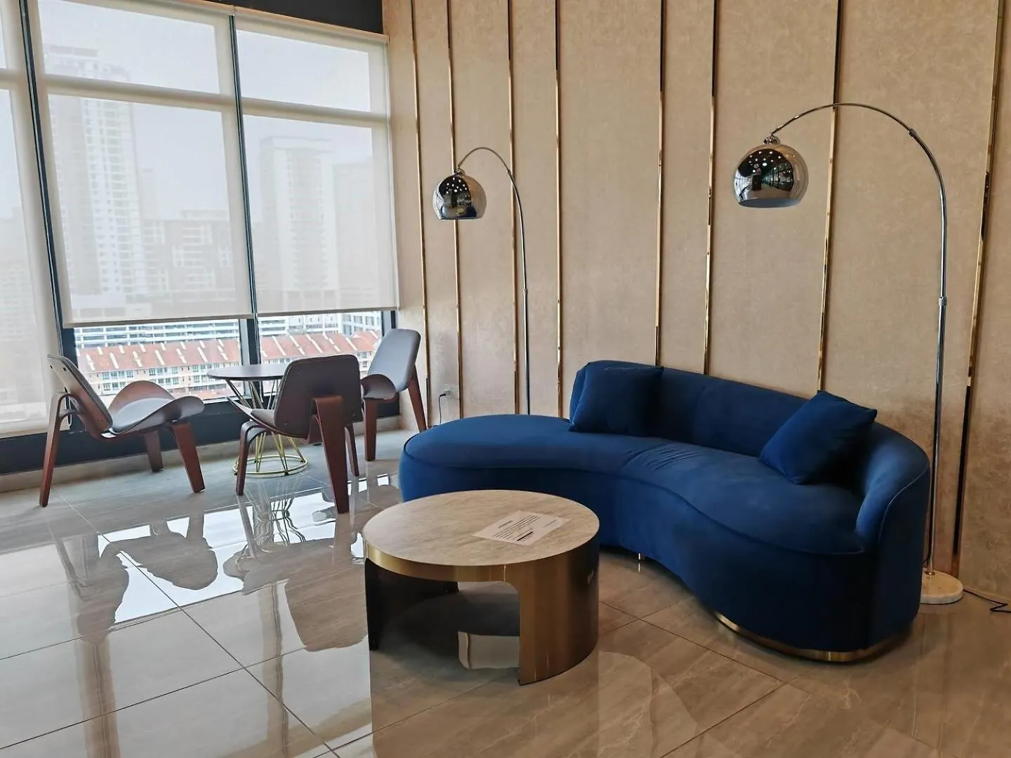 Apartment Tatami With Homecinema, 9Pax, Urban Suites By Pg Home George Town