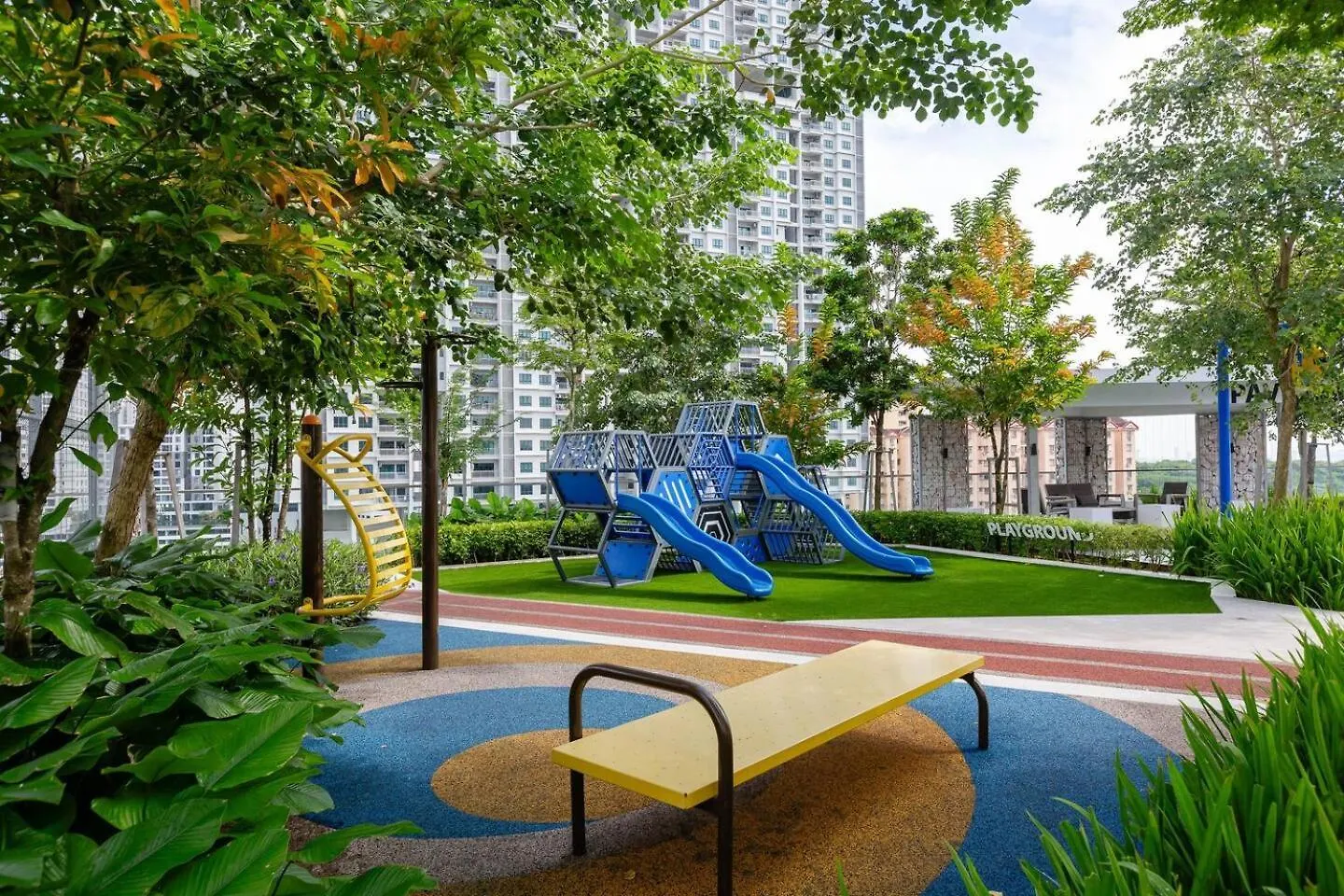 Apartment Tatami With Homecinema, 9Pax, Urban Suites By Pg Home George Town Malaysia